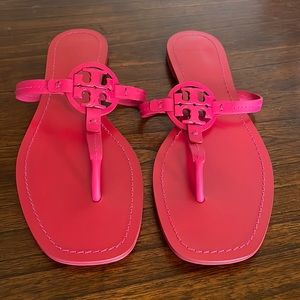 Tory Burch Sandals size 8 pink leather